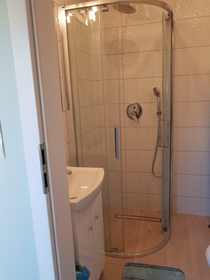 Pokoiki Krotka10 Ustronie Morskie Esterno foto