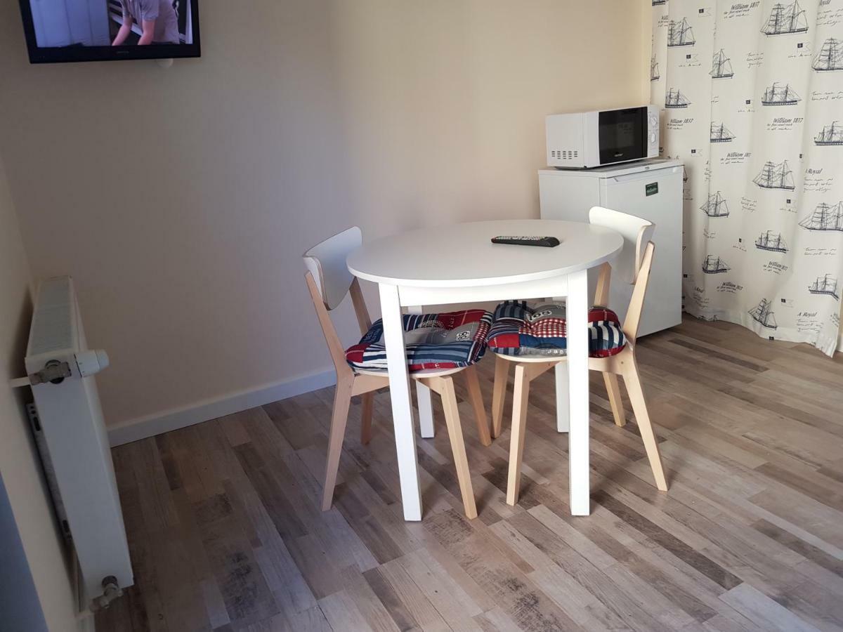 Pokoiki Krotka10 Ustronie Morskie Esterno foto